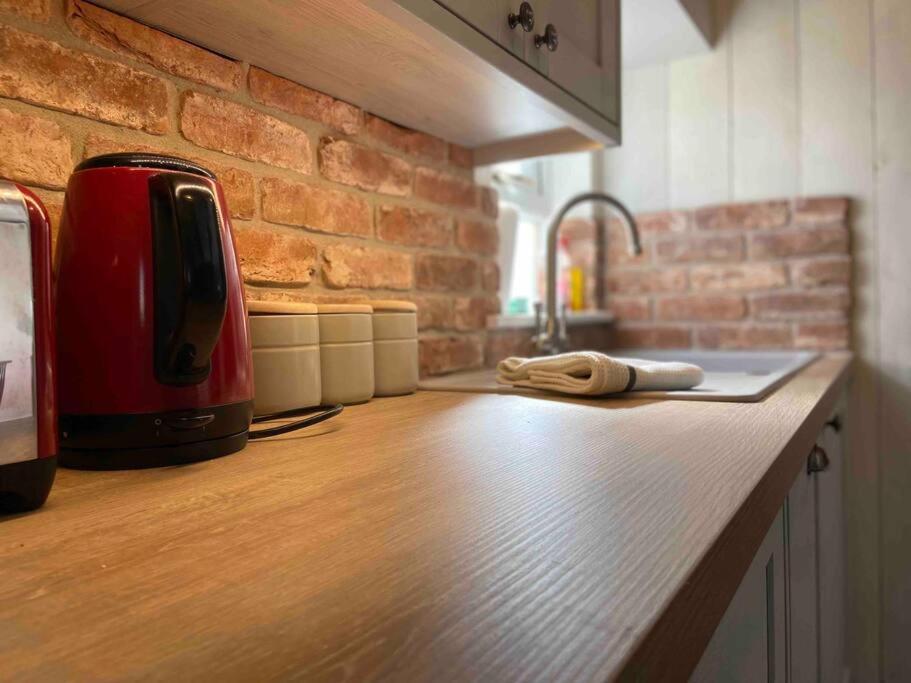 Couples Getaway, With Mountain Views/Dog Friendly Vila Crickhowell Exterior foto