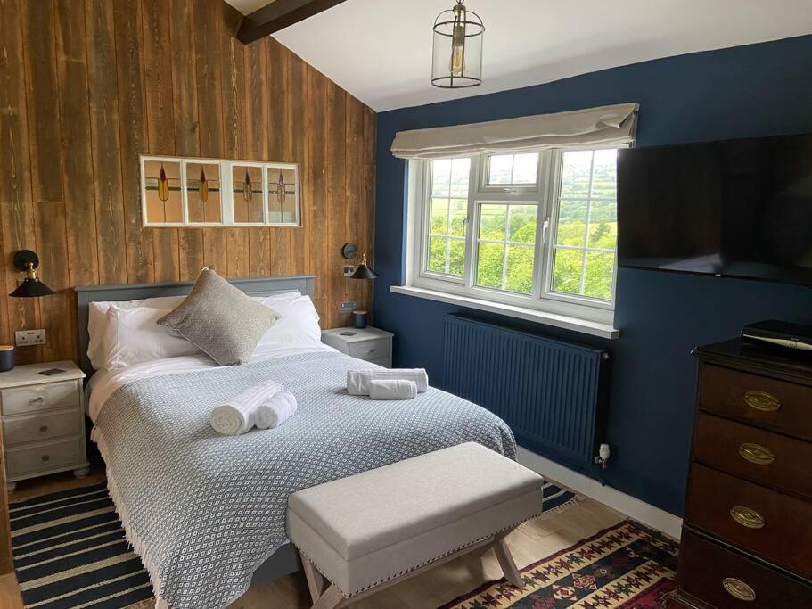 Couples Getaway, With Mountain Views/Dog Friendly Vila Crickhowell Exterior foto