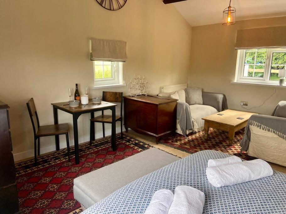 Couples Getaway, With Mountain Views/Dog Friendly Vila Crickhowell Exterior foto