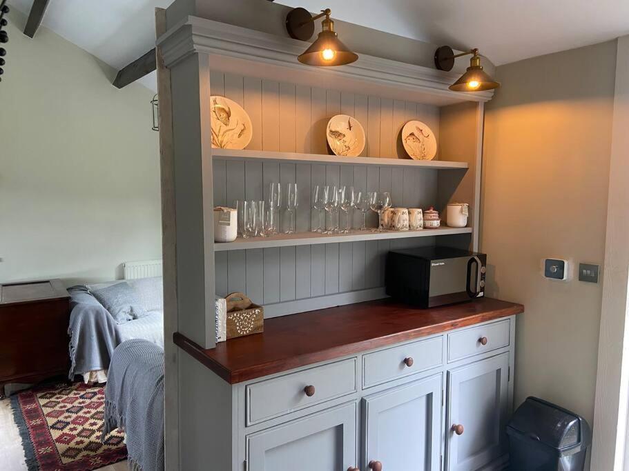 Couples Getaway, With Mountain Views/Dog Friendly Vila Crickhowell Exterior foto
